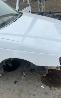 کاپوت و گلگیر راست پارس