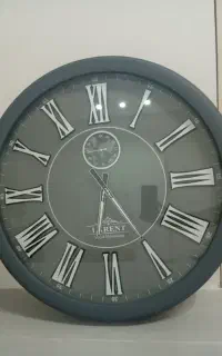 ساعت دیواری