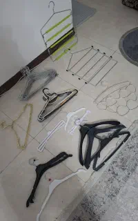 رخت آویز لباس (فلزی و پلاستیکی)