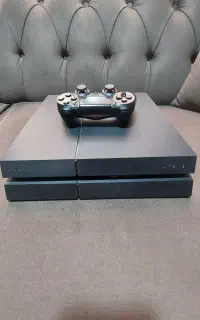 دستگاه بازی PS4