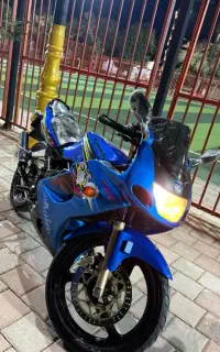 کاوازاکی zx150
