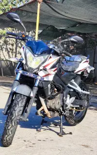 باجاج پالس 200