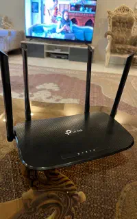 مودم tp-link مدلVR300 در حد نو ADSL اینترنت
