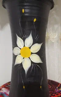 دو عدد گلدون جفت فلزی و یک گلدان تک