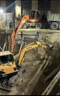 خاکبرداری تخریب بیل مکانیکی