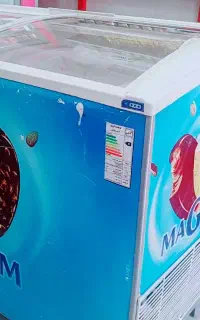 یخچال فریزر بستنی