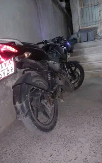 فروش به دستگاه باجاج ۱۳۵مدل ۹۳