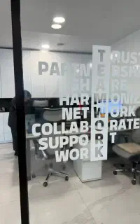 برچسب شیشه