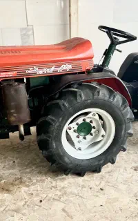 تراکتور گلدونی کمرشکن ۲۳۸