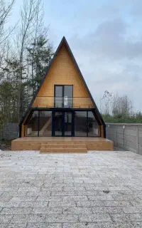 طراحی و اجرای سازهای پیش ساخته کلبه سوئیسی