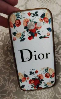قاب گوشی آ۵ و آ۵۲۰