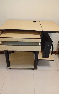 میز کامپیوتر
