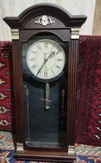 ساعت دیواری بزرگ