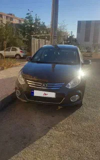 جک J4 مدل ۱۴۰۲