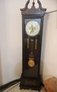 ساعت ایستاده سالم