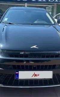 کی ام سی J7