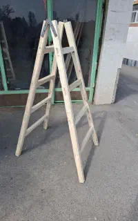 نردبان دو پایه  نو ارتفاع 160 و 240 سانت