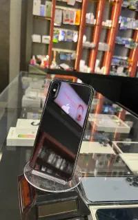 ایفون XS