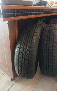 یک جفت لاستیک بارز  ۶۵/۱۵/۱۸۵ نو