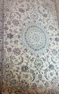 فرش دستبافت گل ابریشم ۶ متری نائین مناسب جهیزیه