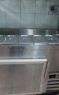تاپینگ بستنی و رستورانی