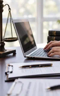 وکیل چک برگشتی و دعاوی قراردادها