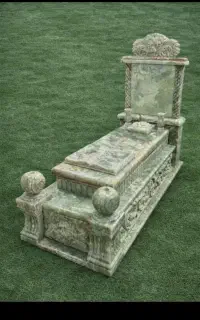 نقاشی روی قبر نوو