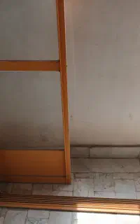درب کشویی آلمنیوم سالم بدون خط و خش