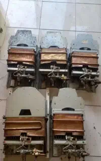 فروش  و خرید آبگرم کن  سوراخ فرسوده خریدار