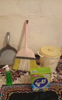 نظافتچی آقا هستم. باسابقه و سالم