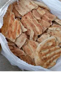 نان خشک خشک