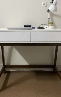 میز تحریر چوبی کاملا نو