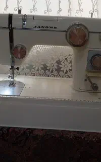 چرخ خیاطی ژانومه