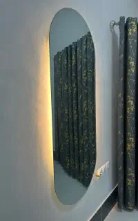 آینه نعون دار دیواری