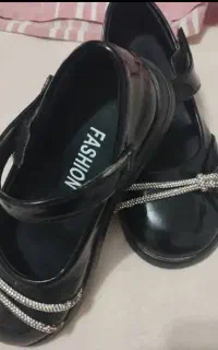 کفش اسپورت و مجلسی دخترانه به همراه پیراهن