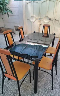 میز غذاخوری فلزیی۶نفره محکم