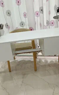 فروش میز ناخن سالم