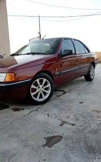 پژو 405 مدل 82