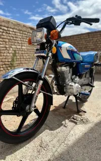 موتور 200 همتاز 90 درصد فابریک بسیار تمیز