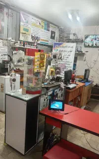 همکار خانم در خدمات کامپیوتری وموبایل