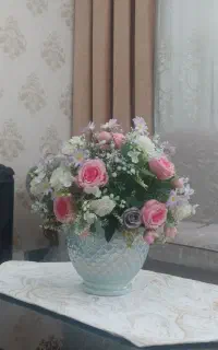 گل وگلدان