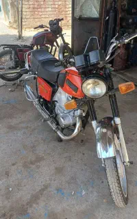 موتور ایژ 350 قرمز
