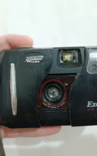 دوربین و رادیو قدیمی