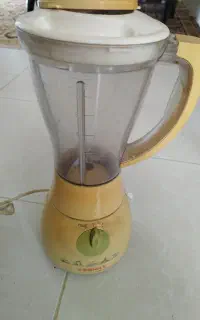 تعدادی لوازم آشپزخانه