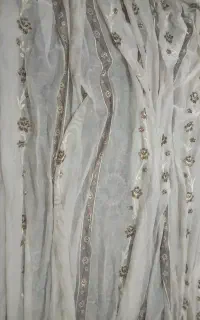 ۴ عدد پرده سالم و تمیز اولی پلیسه