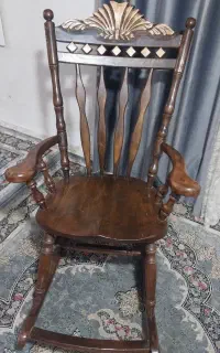 صندلی راک چوبی
