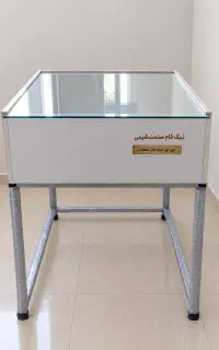 چاپ سیلک میز نور همراه با رنگ و بقیه وسایل ها