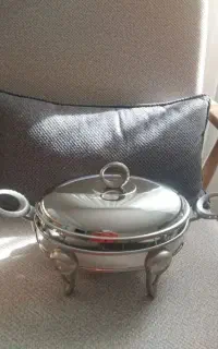 مرغ خوری