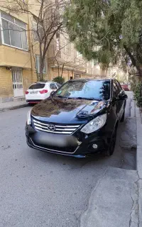 جک‌ j4 مدل ۴۰۲ بیرنگ تمیز