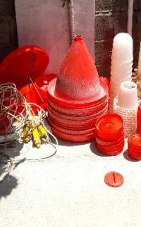 آبخوری و دانه‌خوری